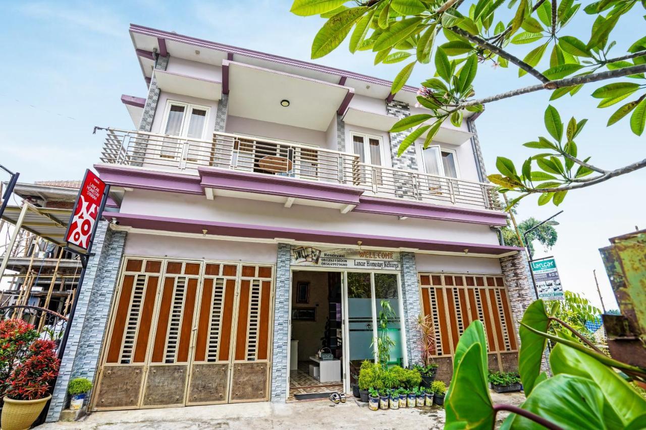 Super Oyo 90642 Lancar Homestay Syariah Tlekung Buitenkant foto
